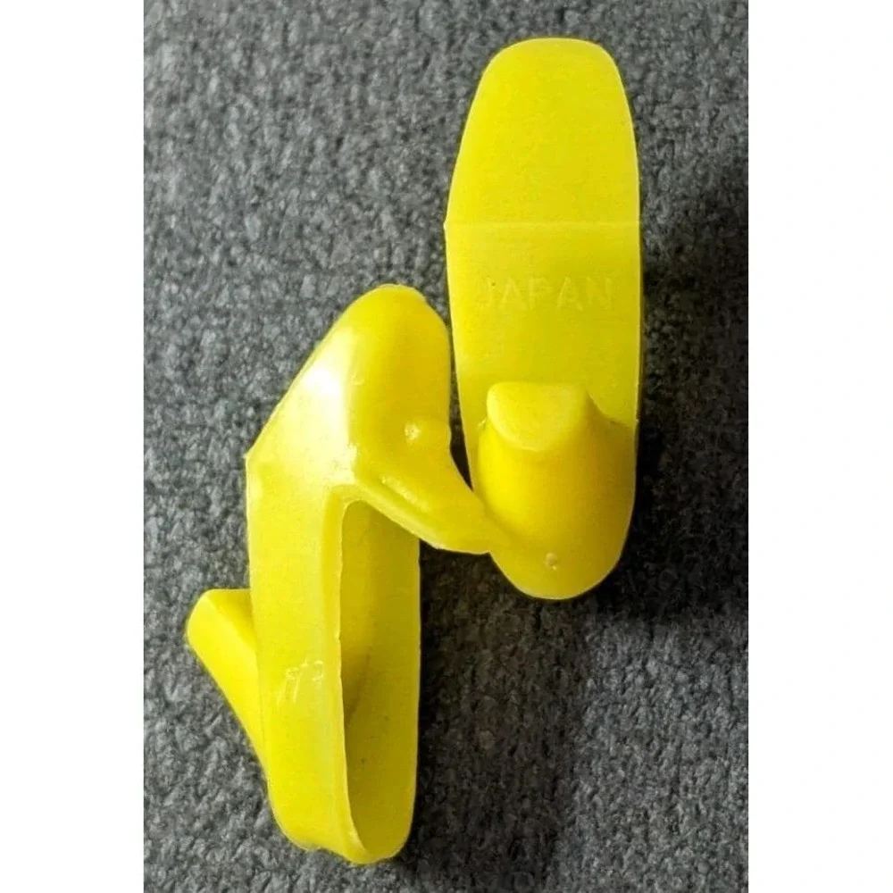 Vintage Barbie Doll Pilgrim Shoes Yellow Japan Francie‎ Pretty Mattel